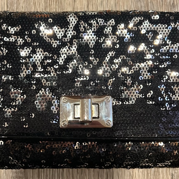 Jeanne Lottie Sequin Clutch Purse - Picture 4 of 14
